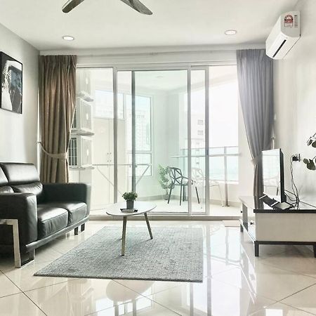 Mansion One Suites - Seaview Modern 2 Bedroom Suites George Town Exterior foto