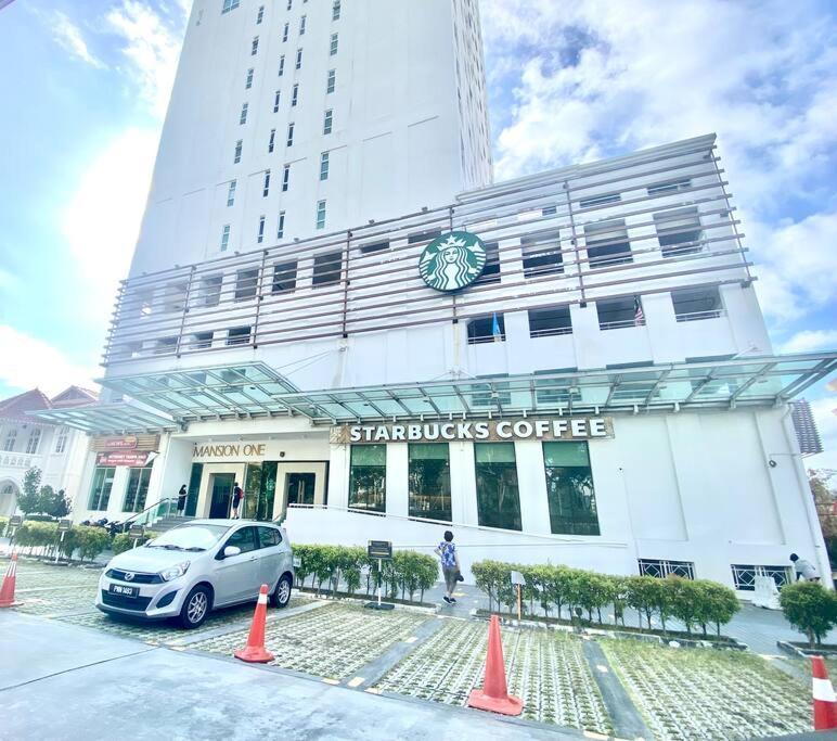 Mansion One Suites - Seaview Modern 2 Bedroom Suites George Town Exterior foto